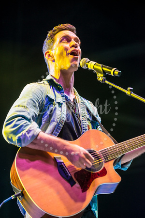 ANDY GRAMMER 6-27-15_PLC_0567